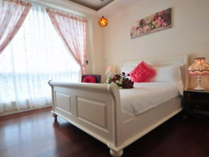 Full Sun House - Peng'S Family Appartement T'ai-tung Buitenkant foto